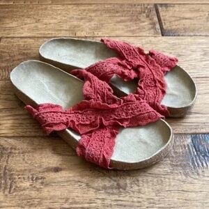 Anthropologie Bianca Ruffled Slide Sandals Red Eyelet Lace Size 6